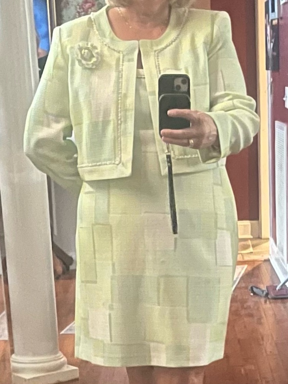 Karl Lagerfeld Tea Green and White Tweed Dress & Jacket Set 16 - Picture 3 of 14